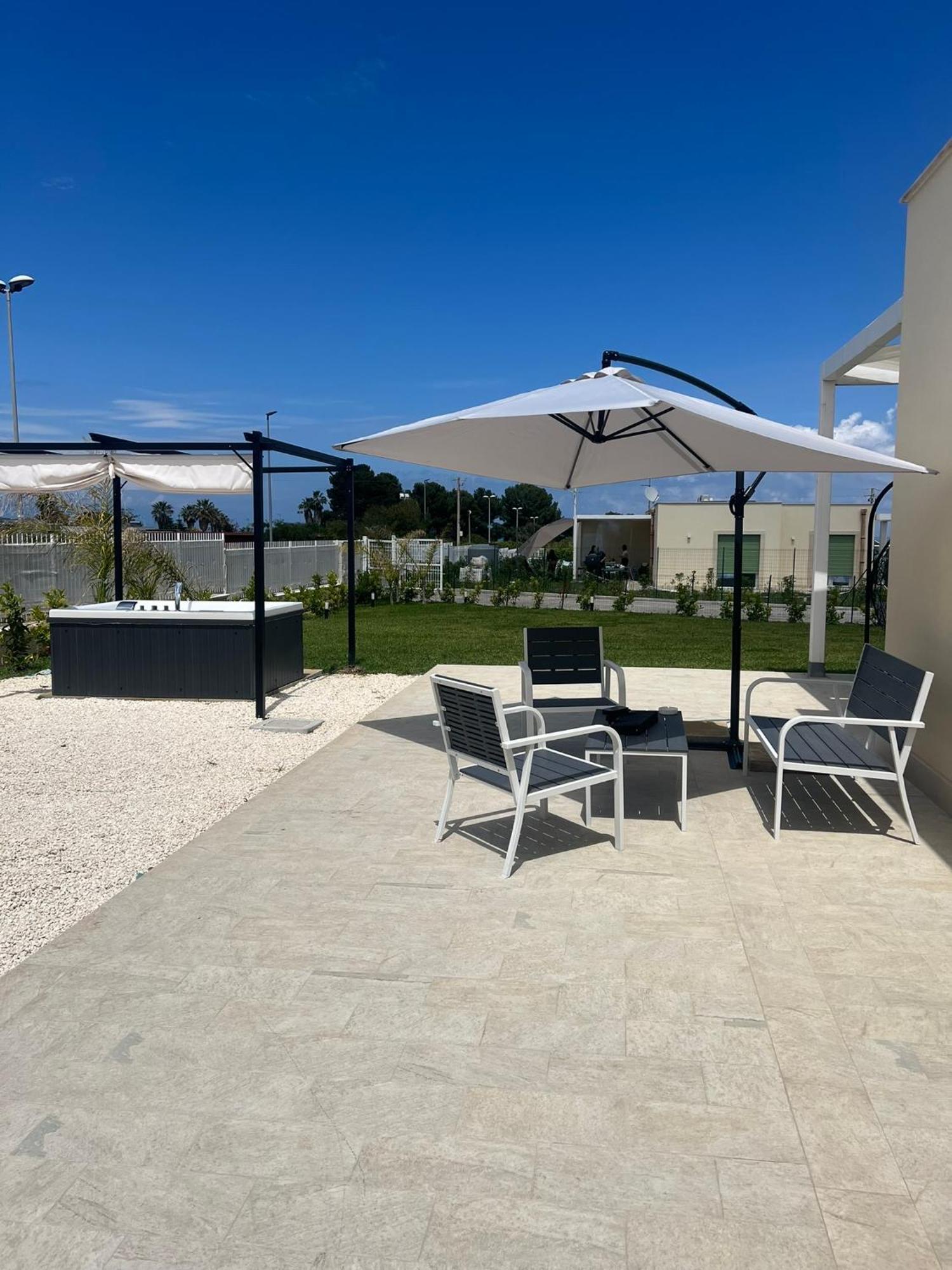 Dionysus Luxury * Brucoli